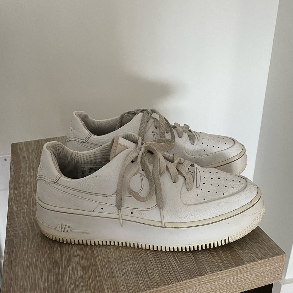 Nike Air Forces - Platform